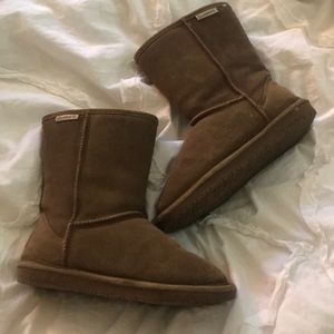 Bearpaw winter boots